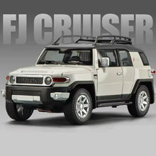 1:24 Scale Die Cast Toyota FJ Cruiser Model